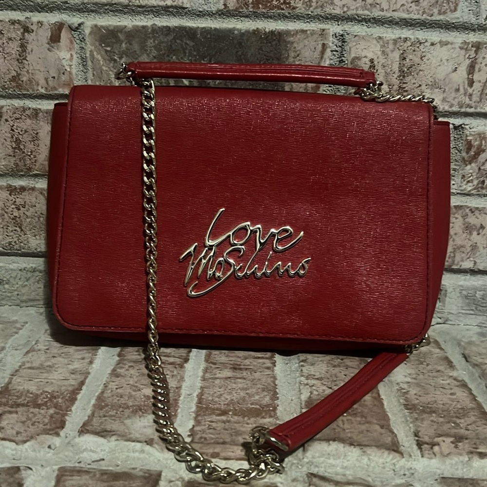 Womens Love Moschino red chain handbag